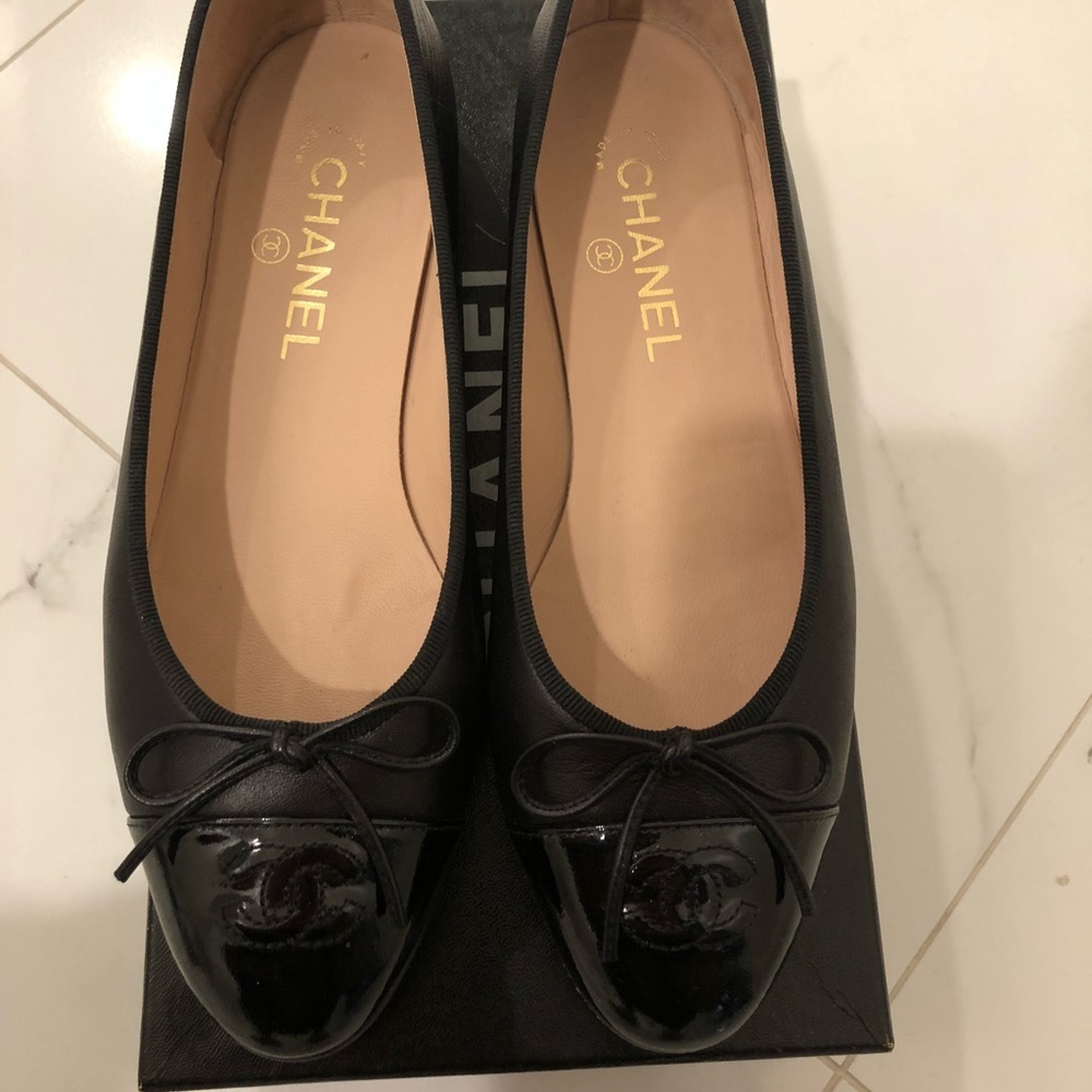 Chanel ballerina flats